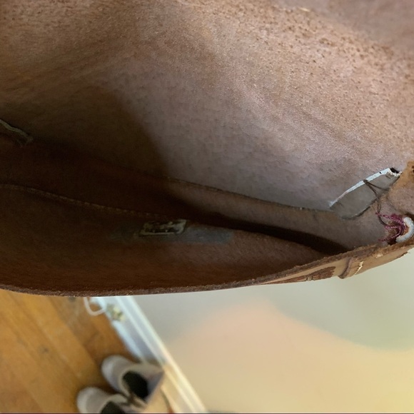 Vintage Tooled Leather Boho Purse - Picture 8 of 9